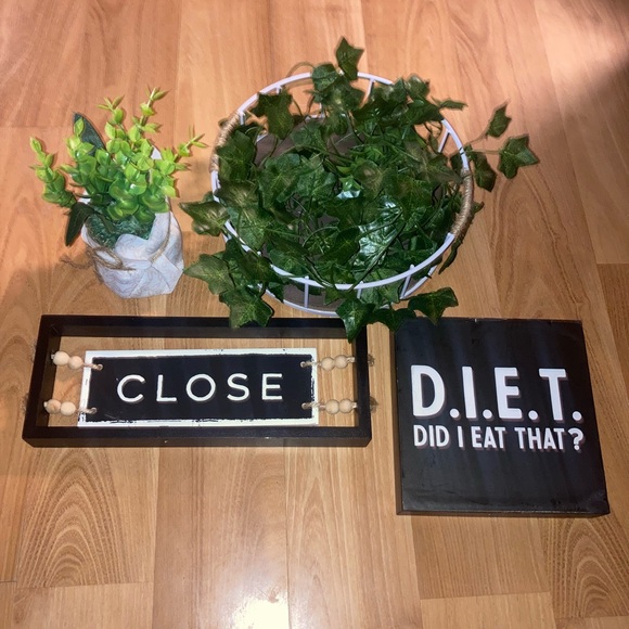 Other - Decorative Black and White  Signs with Greenery